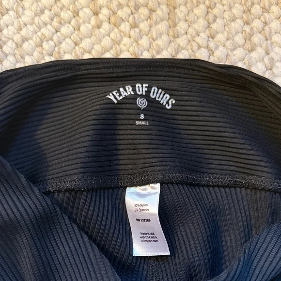 Year of Ours Black Ribbed Football Leggings - Picture 6 of 9